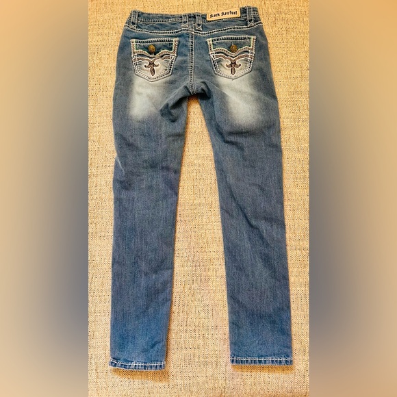 Rock Revival Jeans
Embroidered Skinny Jeans 
Light Blue Distressed 
Sz 29 - Picture 7 of 7